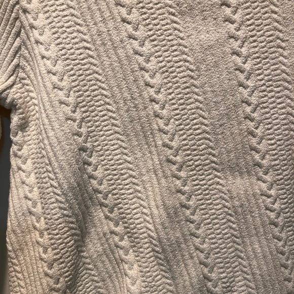 Gianni Sweater - Picture 9 of 16